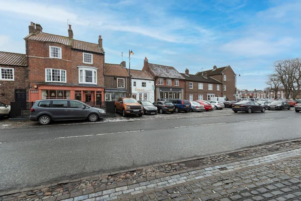 Villa In The Heart Of It! Stokesley Exterior foto